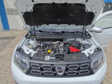 Car image 27