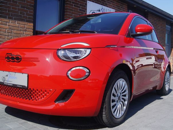 Fiat 500 e RED 70 kW image number 17