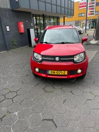 Car image 2