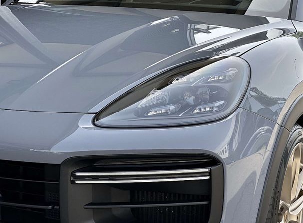 Porsche Cayenne Turbo GT 471 kW image number 3