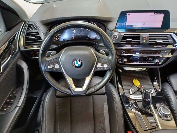 BMW X4 xDrive20d xLine 140 kW image number 22