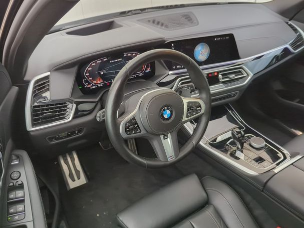 BMW X5 M50i xDrive 390 kW image number 9