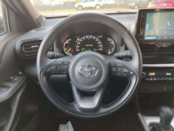 Car image 15