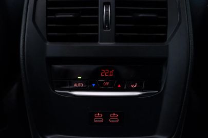 Car image 35