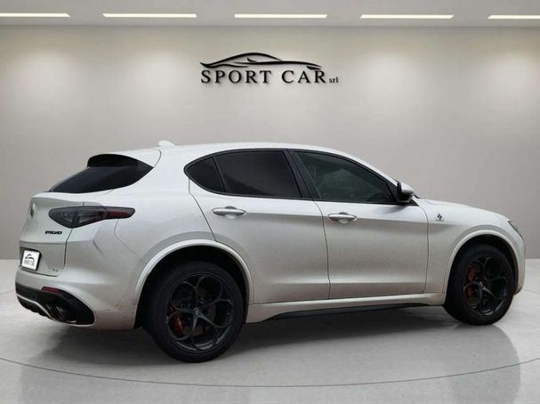 Alfa Romeo Stelvio V6 2.9 Bi-Turbo Quadrifoglio 375 kW image number 10