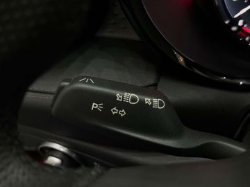 Car image 38