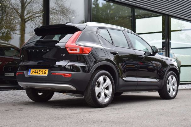 Volvo XC40 T3 120 kW image number 35