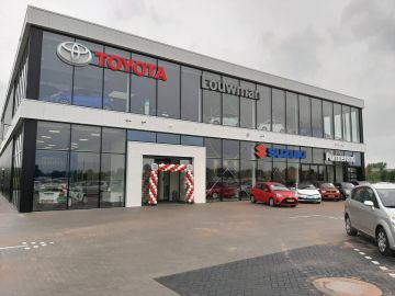 Car image 29