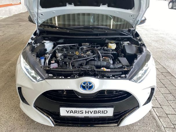 Toyota Yaris Hybrid 85 kW image number 12