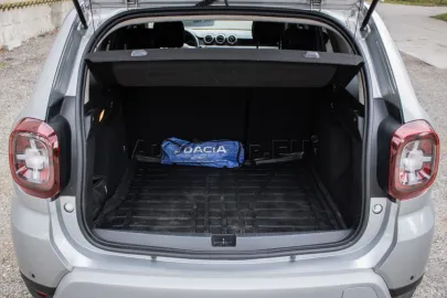 Car image 37