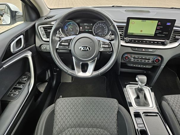 Kia Ceed 1.6 GDI Plug-in Hybrid 104 kW image number 11