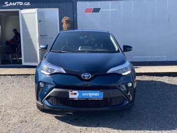 Car image 3