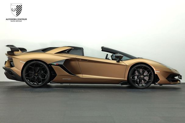 Lamborghini Aventador Roadster SVJ 566 kW image number 3