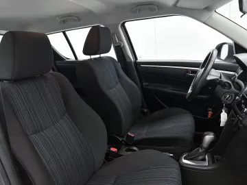 Car image 39