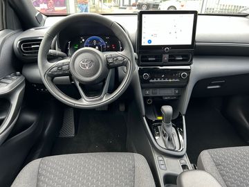 Car image 16