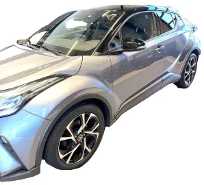 Car image 3