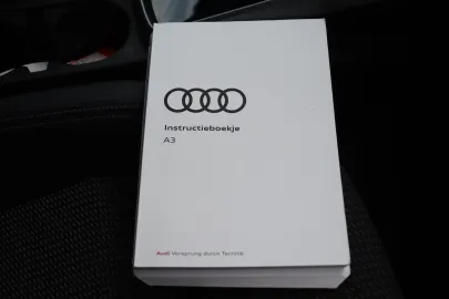 Car image 37