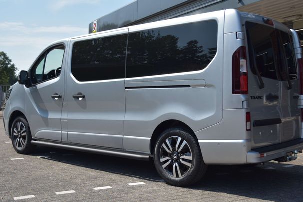 Renault Trafic Blue dCi 170 125 kW image number 6