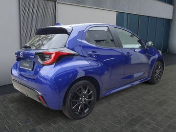 Car image 4