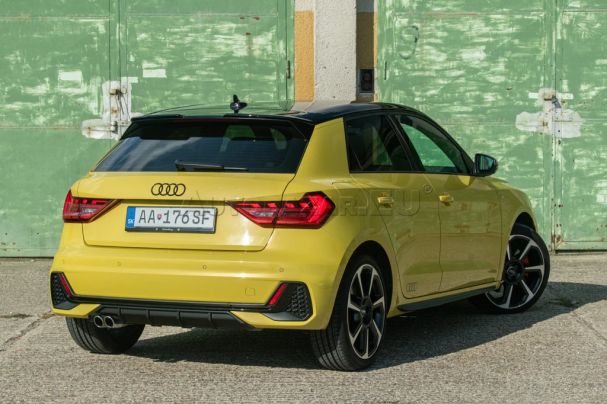 Audi A1 40 TFSI S tronic S-line Sportback 147 kW image number 4