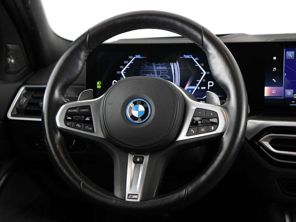 BMW 330 e Touring 215 kW image number 2