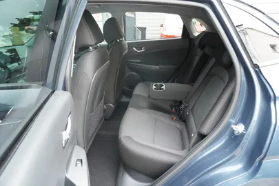 Car image 22