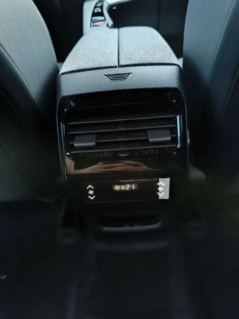 Peugeot 5008 100 kW image number 23