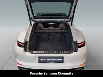 Car image 38