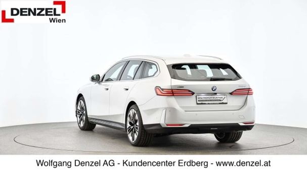 BMW 520d Touring xDrive 145 kW image number 4