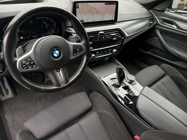 BMW 520d Touring 140 kW image number 8