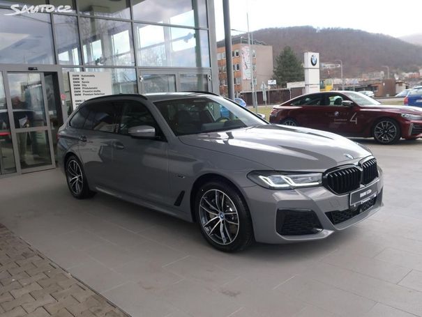 BMW 530 Touring xDrive 215 kW image number 2