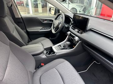 Car image 16