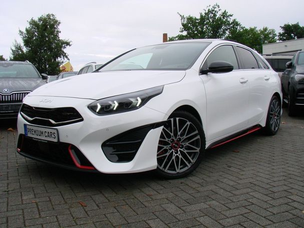 Kia ProCeed GT 150 kW image number 1