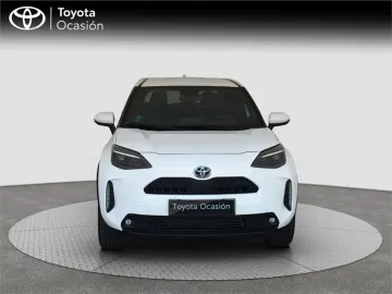 Car image 2