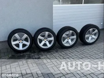 Car image 40