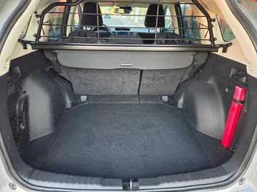Car image 47