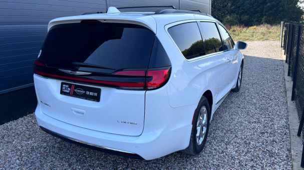 Chrysler Pacifica 214 kW image number 2