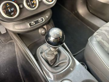 Car image 26