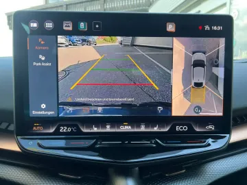 Car image 35