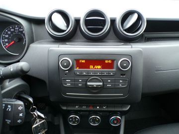 Car image 31