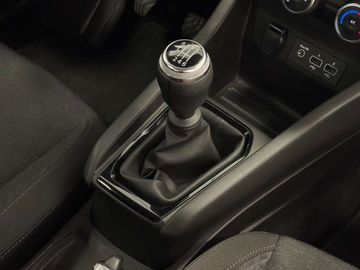 Car image 37