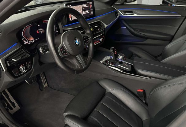 BMW 530d Touring M Sport xDrive 210 kW image number 9