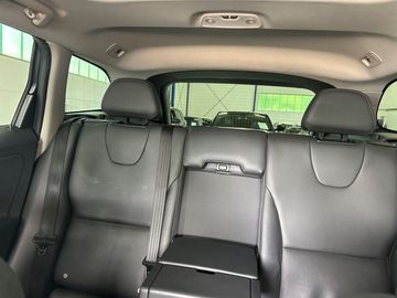 Car image 31