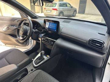 Car image 15