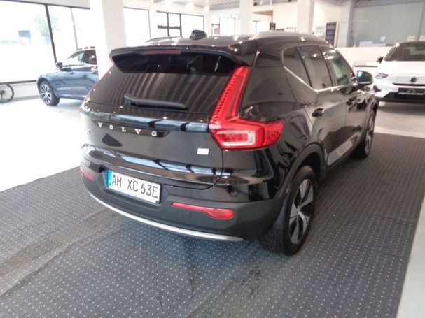 Volvo XC40 Plug-in Hybrid Inscription Expression 155 kW image number 3