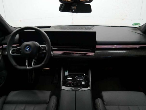 BMW 530 e 220 kW image number 8