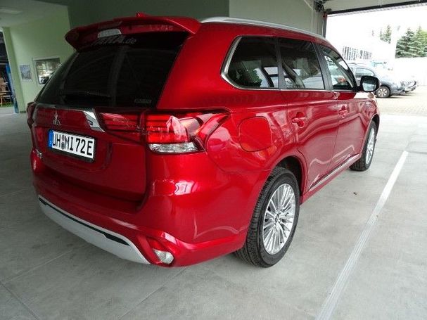 Mitsubishi Outlander Basis 4WD 165 kW image number 4