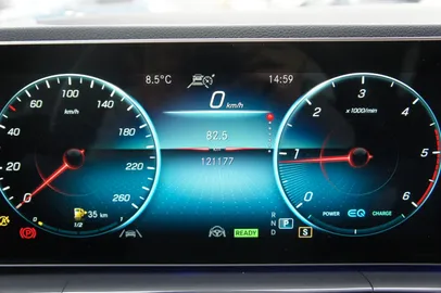 Car image 28