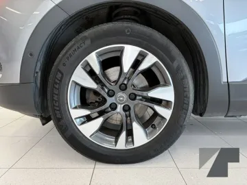 Car image 36