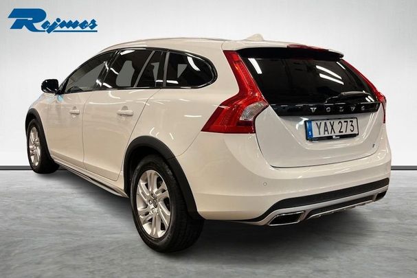 Volvo V60 Cross Country AWD D4 163 kW image number 6